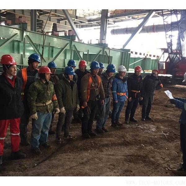 陜西商洛發(fā)電有限公司2×660MW機(jī)組工程2號(hào)鍋爐大風(fēng)箱吊裝就位 行業(yè)資訊 第2張 陜西商洛發(fā)電有限公司2×660MW機(jī)組工程2號(hào)鍋爐大風(fēng)箱吊裝就位 - TECO東元電機(jī) | 變頻器·伺服電機(jī)·減速機(jī)·電機(jī)解決方案